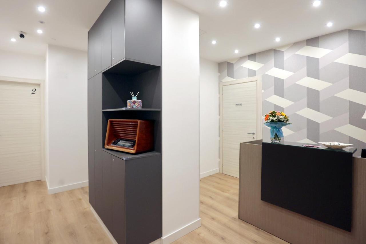 Angio Holiday Rooms Naples Extérieur photo