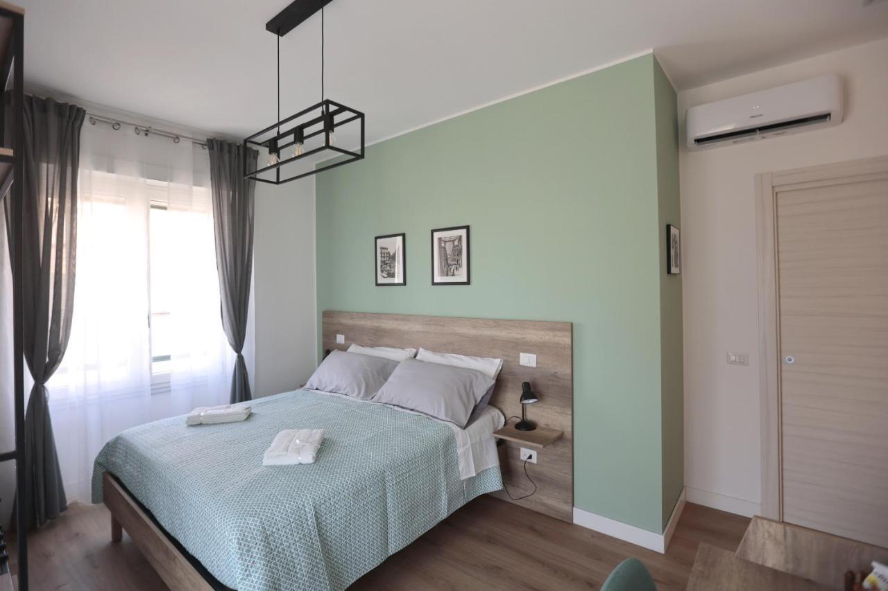 Angio Holiday Rooms Naples Extérieur photo