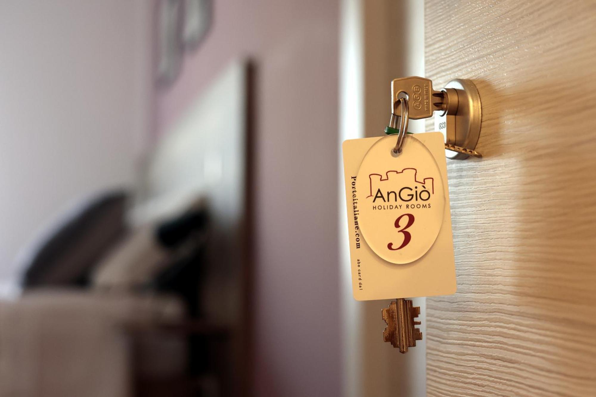 Angio Holiday Rooms Naples Extérieur photo